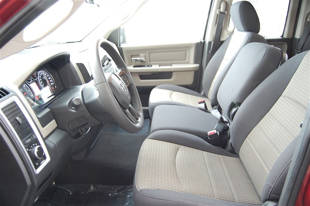 RAM Ram Pickup 2012 photo 1