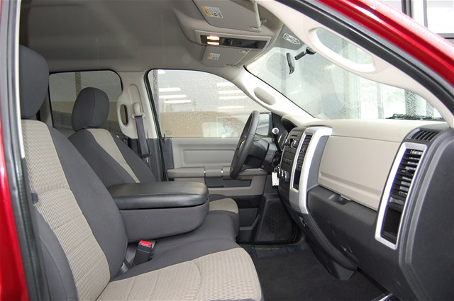 RAM Ram Pickup 2012 photo 3