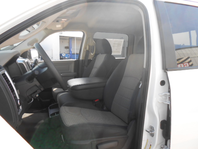 RAM Ram Pickup 2012 photo 2