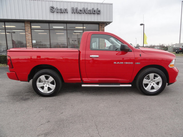 RAM Ram Pickup 2012 photo 3