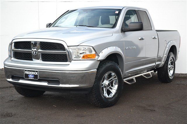 RAM Ram Pickup 2012 photo 3