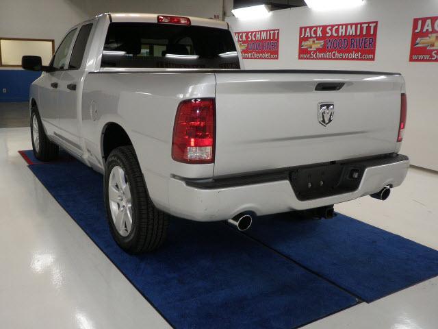 RAM Ram Pickup 2012 photo 2