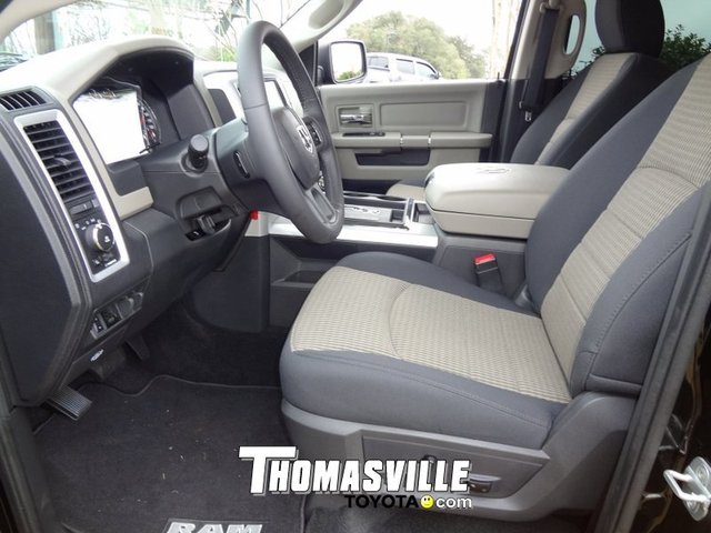 RAM Ram Pickup 2012 photo 1