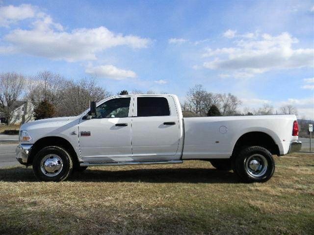 RAM Ram Pickup 2012 photo 1