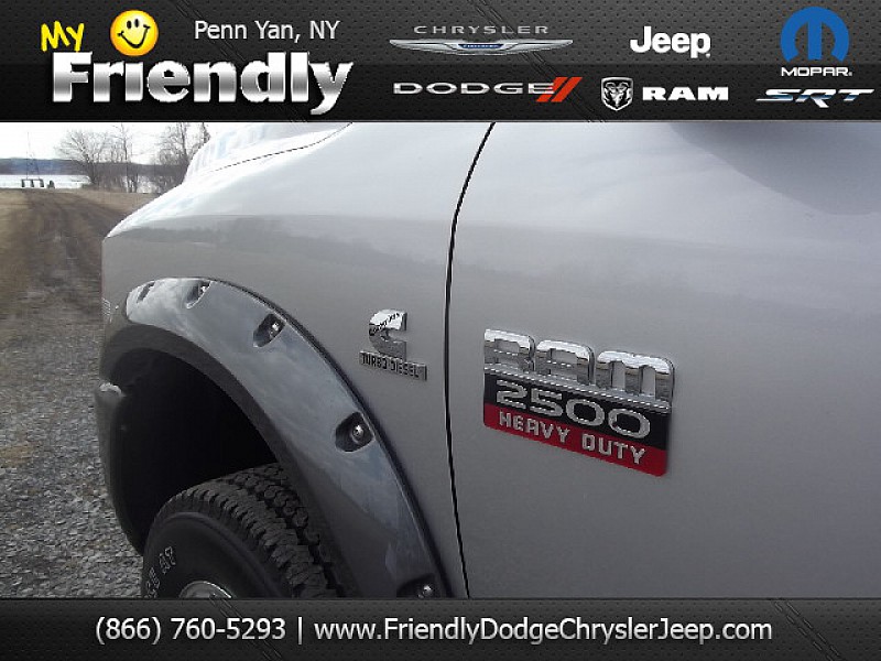 RAM Ram Pickup 2012 photo 2