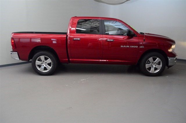 RAM Ram Pickup 2012 photo 1