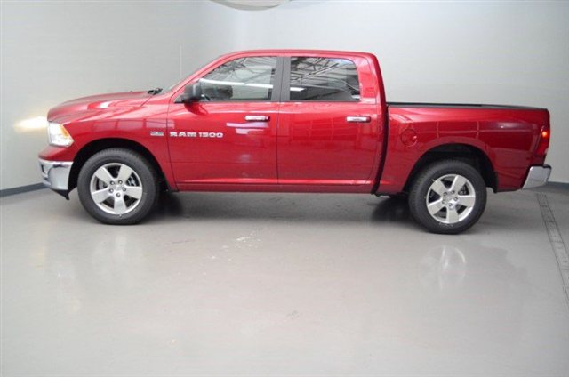 RAM Ram Pickup 2012 photo 5