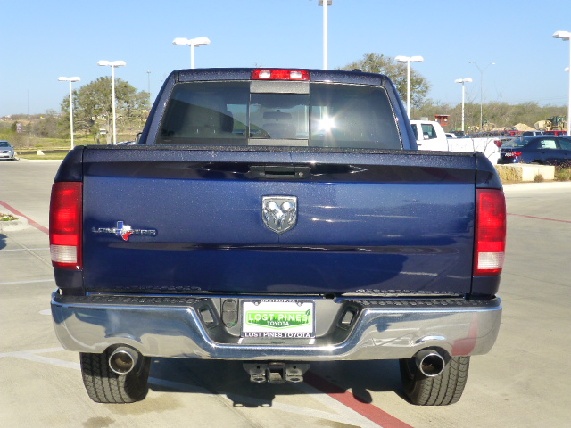 RAM Ram Pickup 2012 photo 3