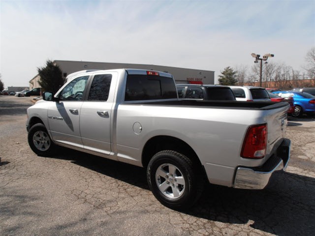 RAM Ram Pickup 2012 photo 3