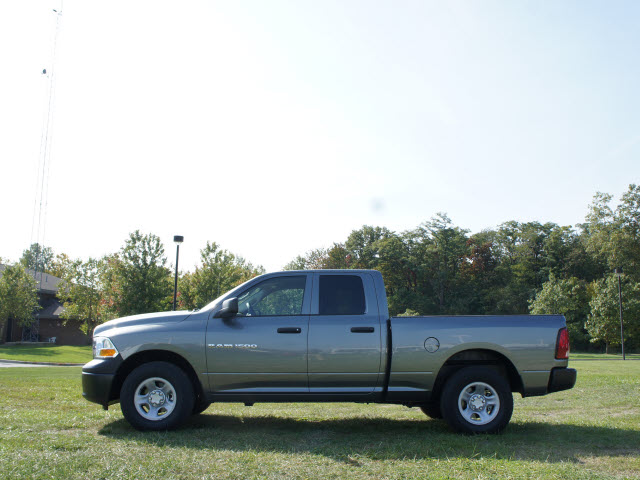 RAM Ram Pickup 2012 photo 2
