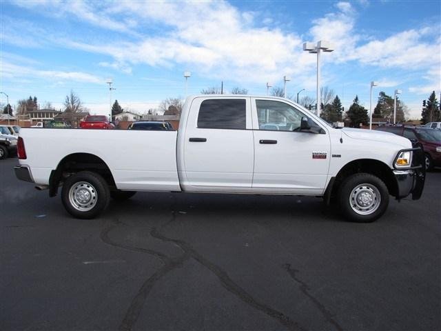 RAM Ram Pickup 2012 photo 2