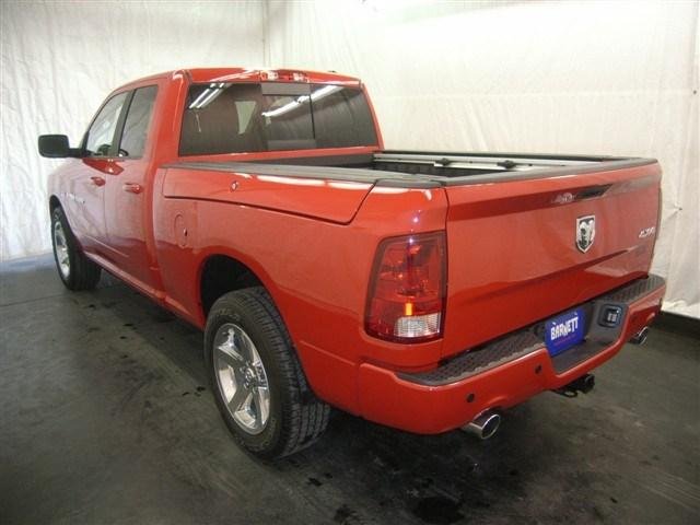 RAM Ram Pickup 2012 photo 3