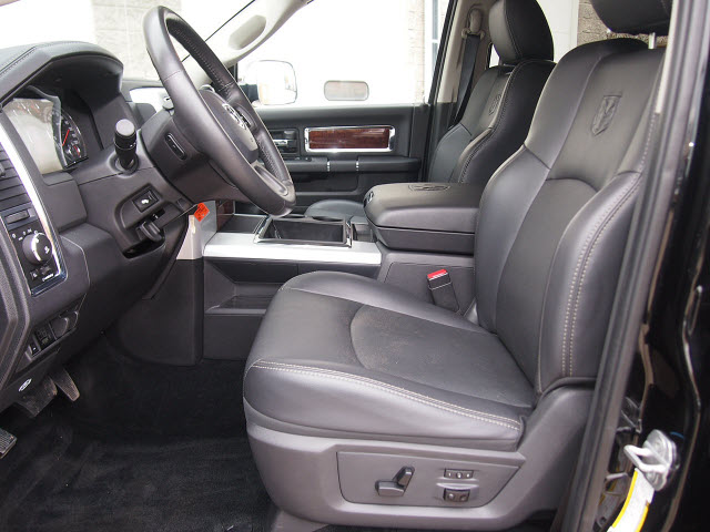 RAM Ram Pickup 2012 photo 4