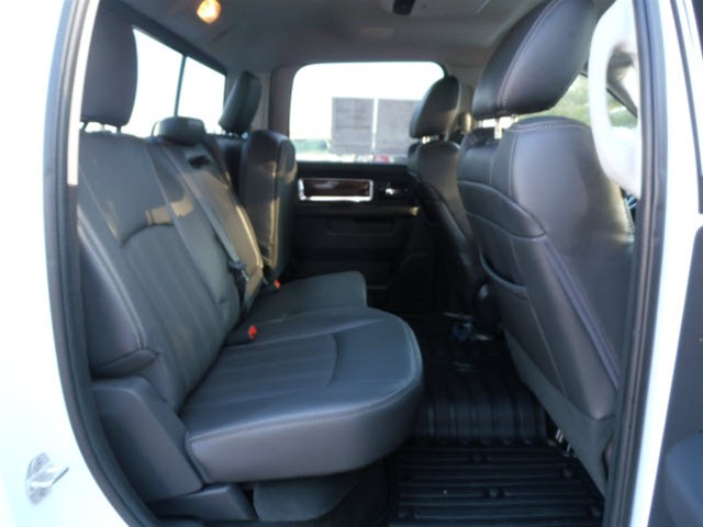 RAM Ram Pickup 2012 photo 3