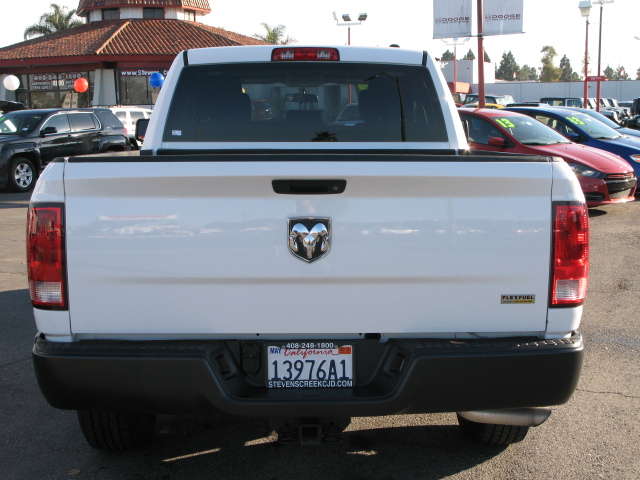 RAM Ram Pickup 2012 photo 3
