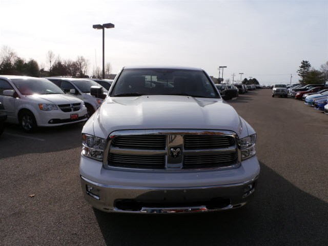 RAM Ram Pickup 2012 photo 4