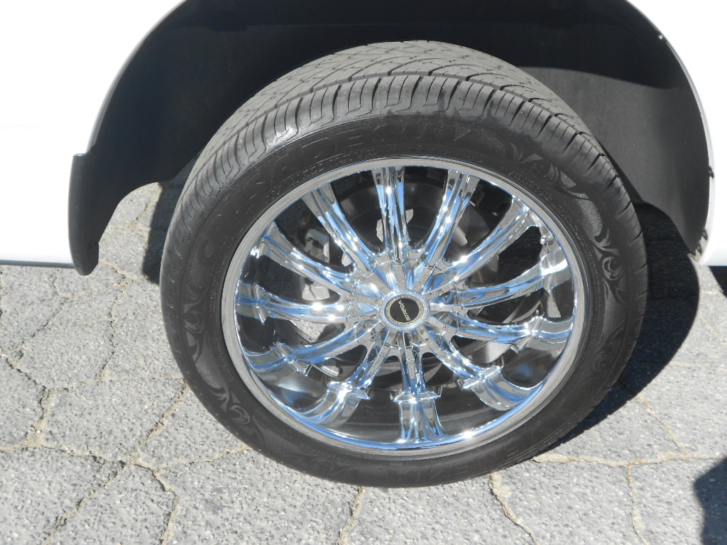 RAM Ram Pickup 2012 photo 2