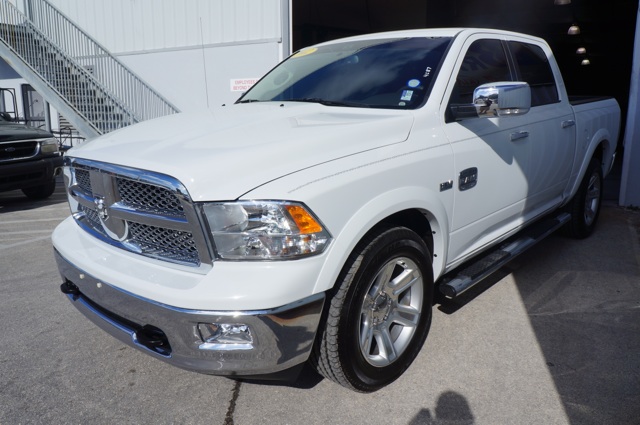 RAM Ram Pickup 2012 photo 1