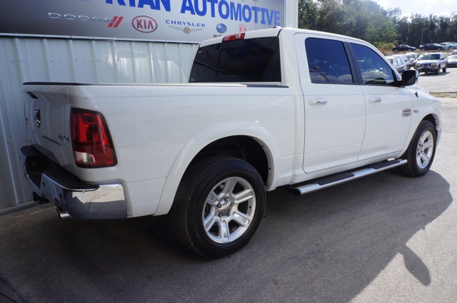 RAM Ram Pickup 2012 photo 3