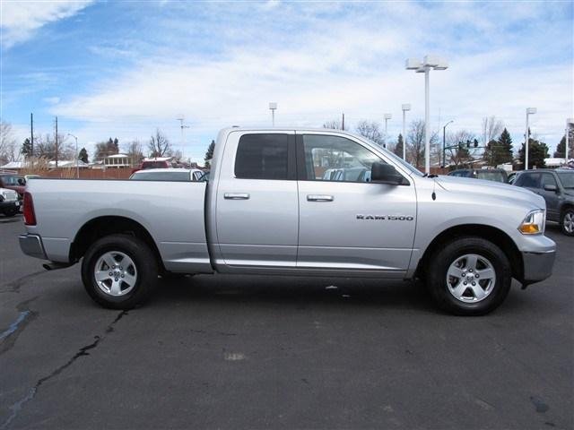 RAM Ram Pickup 2012 photo 1