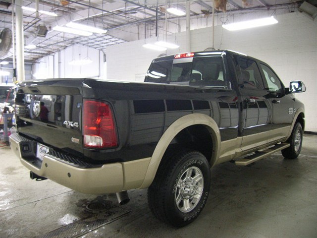 RAM Ram Pickup 2012 photo 2