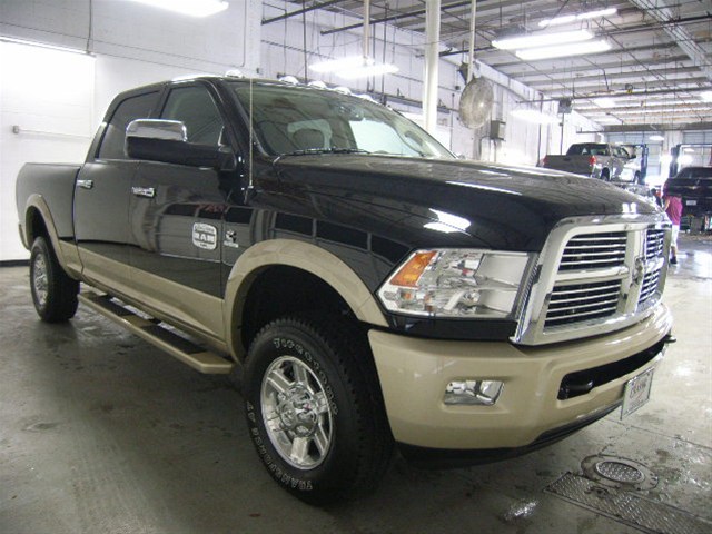 RAM Ram Pickup 2012 photo 3