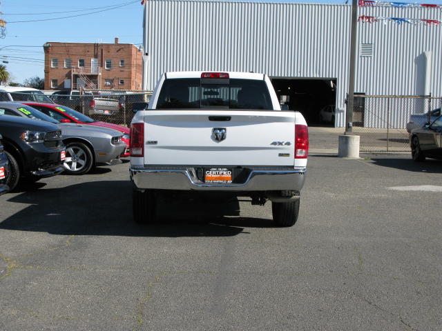 RAM Ram Pickup 2012 photo 2