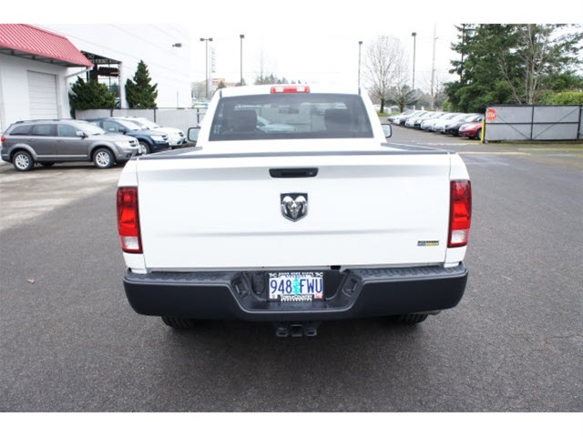 RAM Ram Pickup 2012 photo 2