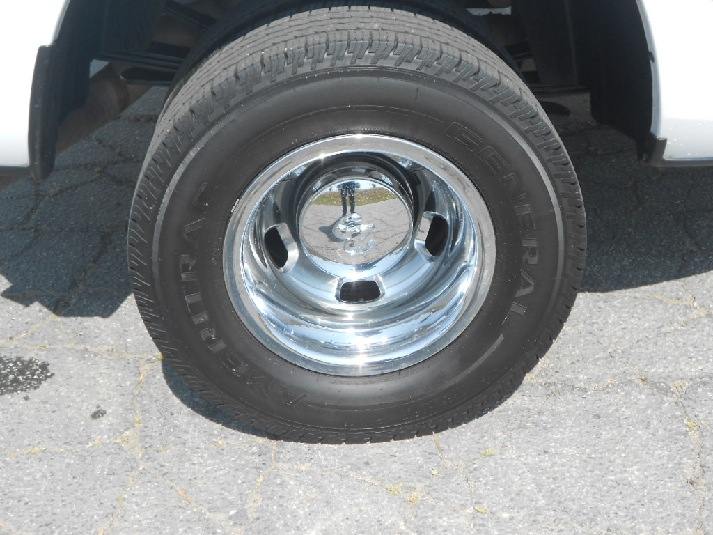 RAM Ram Pickup 2012 photo 2