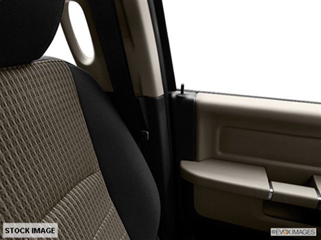 RAM Ram Pickup 2012 photo 2
