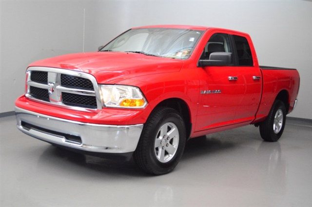 RAM Ram Pickup 2012 photo 4