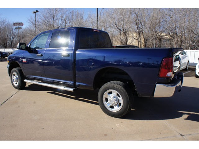 RAM Ram Pickup 2012 photo 4