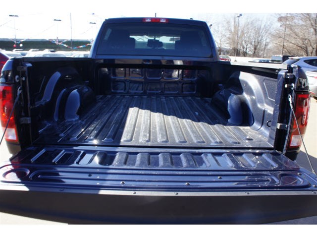 RAM Ram Pickup 2012 photo 5
