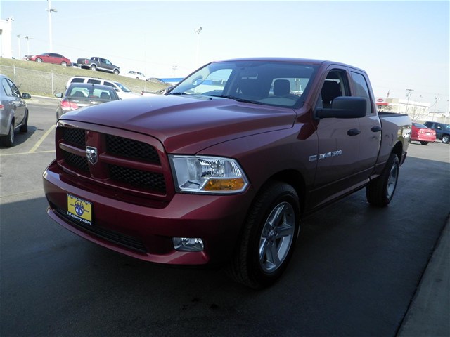 RAM Ram Pickup 2012 photo 4