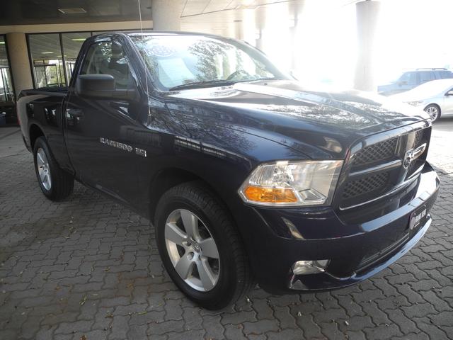 RAM Ram Pickup 2012 photo 3