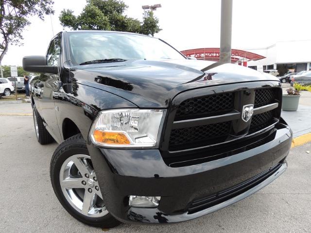 RAM Ram Pickup 2012 photo 1