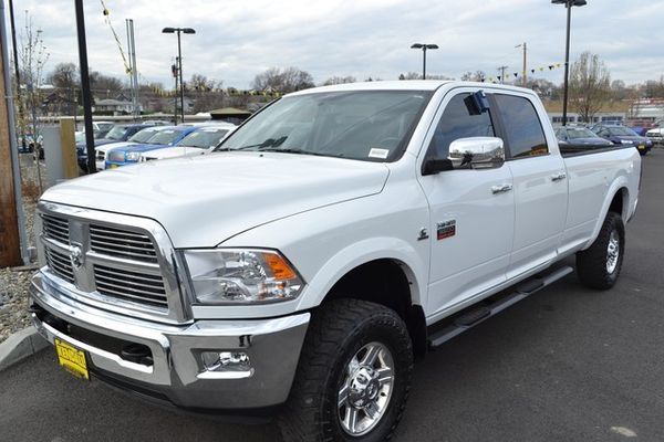 RAM Ram Pickup 2012 photo 1