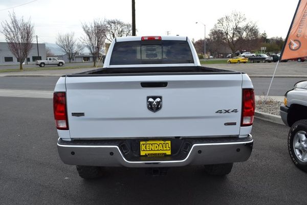 RAM Ram Pickup 2012 photo 4