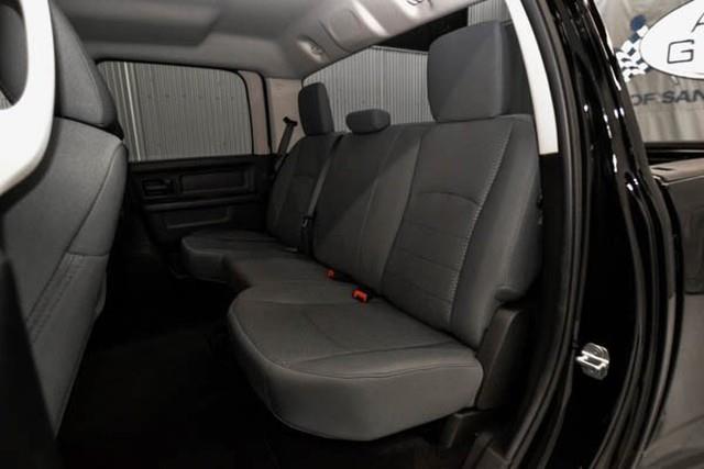 RAM Ram Pickup 3500 Crewcab 4X4 Kingranch Pickup Truck