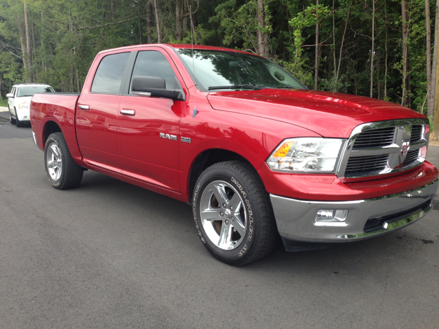 RAM 1500 With Leather And DVDs Pickup Truck