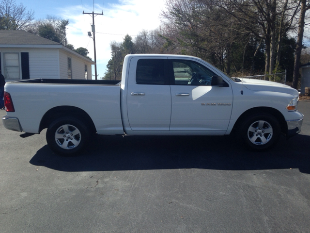 RAM 1500 2011 photo 1