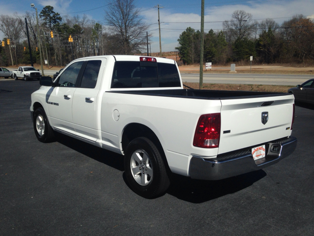 RAM 1500 2011 photo 2