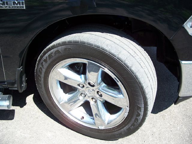 RAM 1500 2012 photo 2