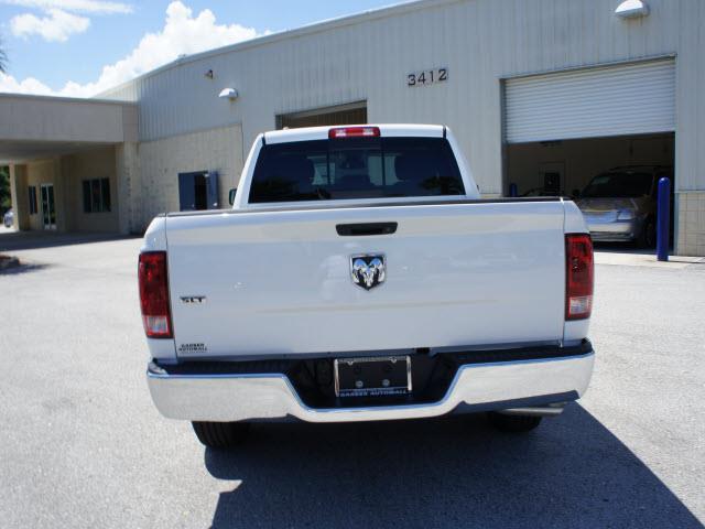 RAM 1500 2014 photo 1