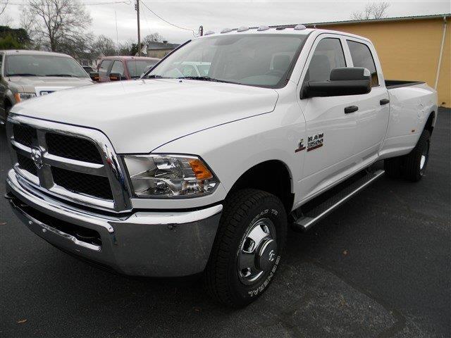 RAM 3500 2014 photo 1