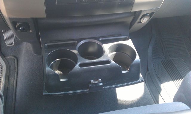 RAM Ram Pickup 2010 photo 10