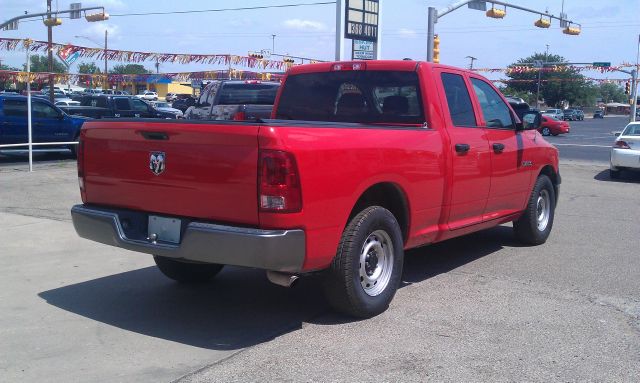 RAM Ram Pickup 2010 photo 18