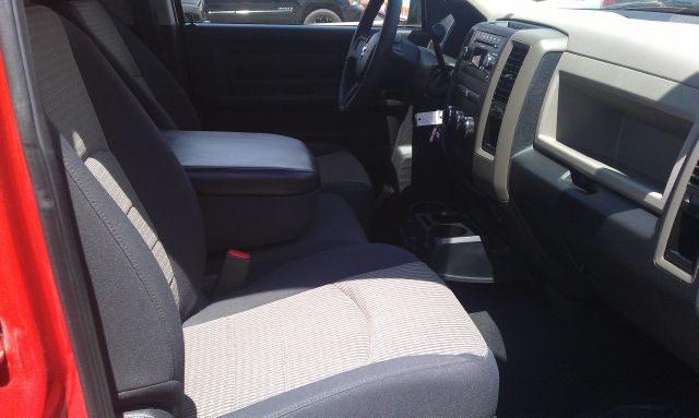 RAM Ram Pickup 2010 photo 7