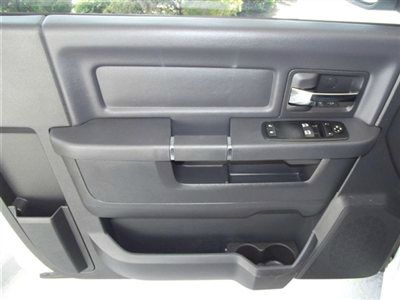 RAM Ram Pickup 2012 photo 8