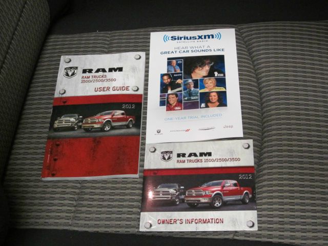RAM Ram Pickup 2012 photo 17